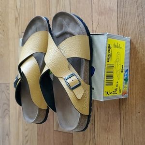 Birkenstock Birki's size 41 Dijon